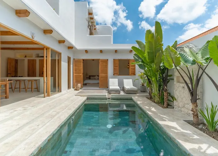Vakantiehuis Rice Field Rooftop - Private Pool - Outdoor Bath