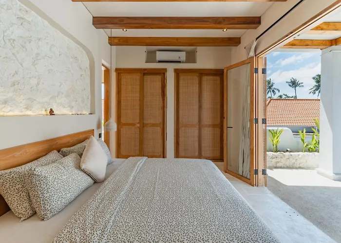 Vakantiehuis Rice Field Rooftop - Private Pool - Outdoor Bath Cemagi