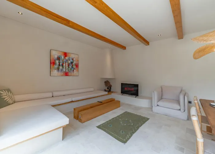 Vakantiehuis Rice Field Rooftop - Private Pool - Outdoor Bath